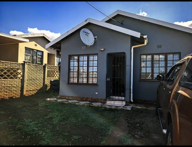 2 BEDROOM PROPERTY TO RENT IN UMHLATHUZE